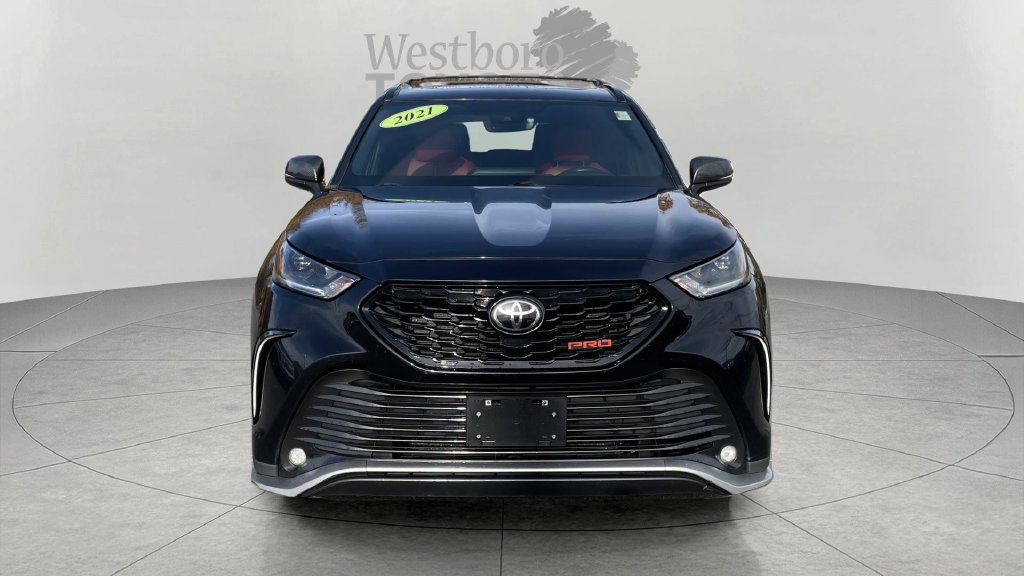Used 2021 Midnight Black Metallic Toyota XSE image 2