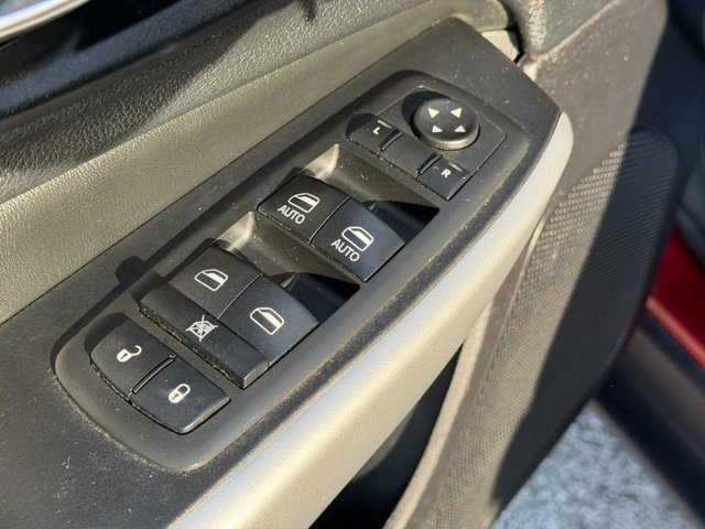 Used 2017 Red Jeep Trailhawk image 16