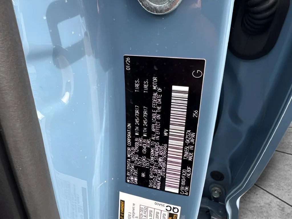 Used 2026 Blue Toyota SR5 image 27