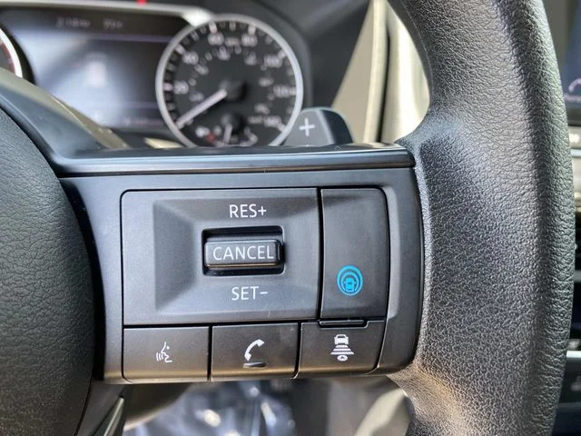 Used 2024 Gray Nissan SV image 16