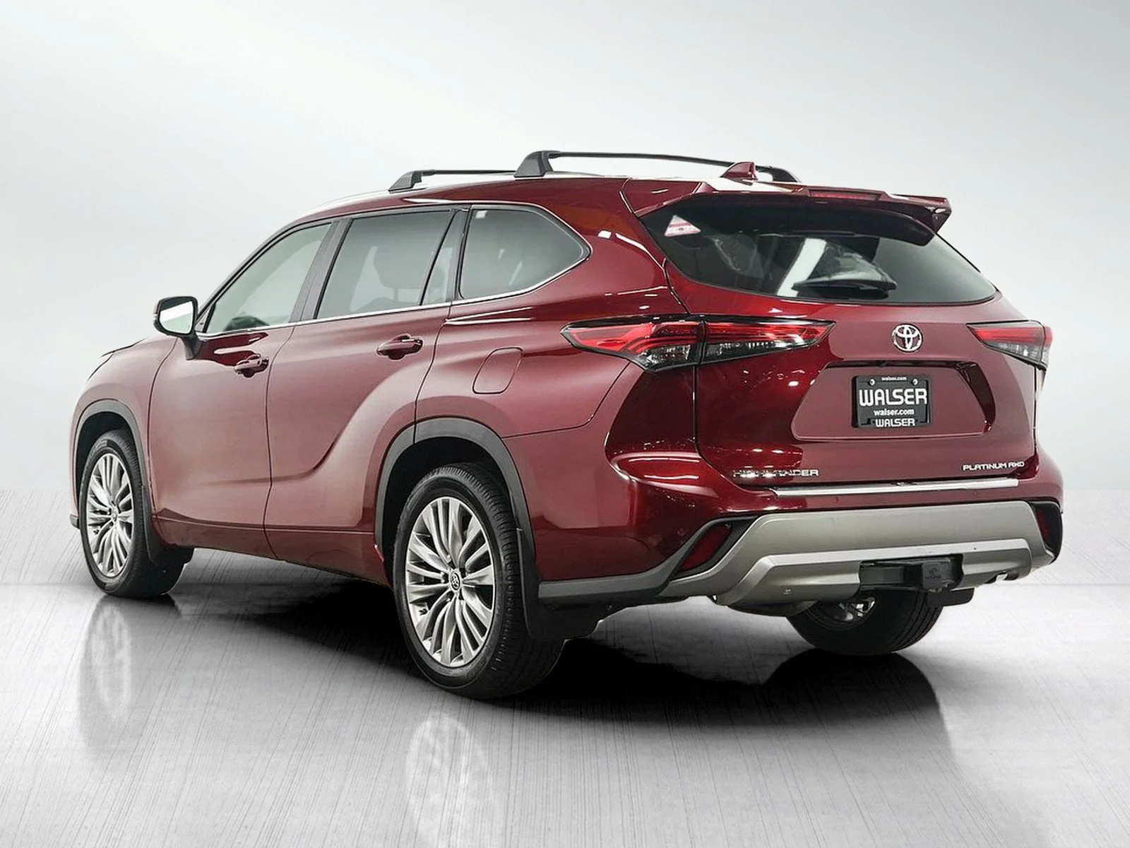 Used 2022 Red Toyota Platinum image 3