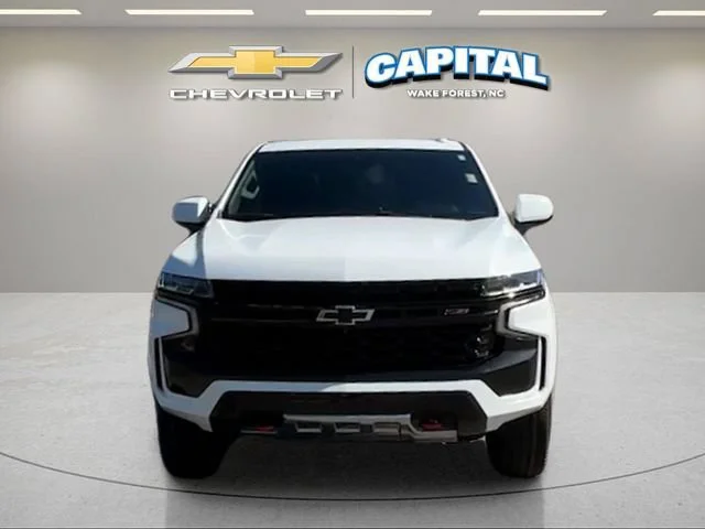 Used 2023 Summit White Chevrolet Z71 image 8