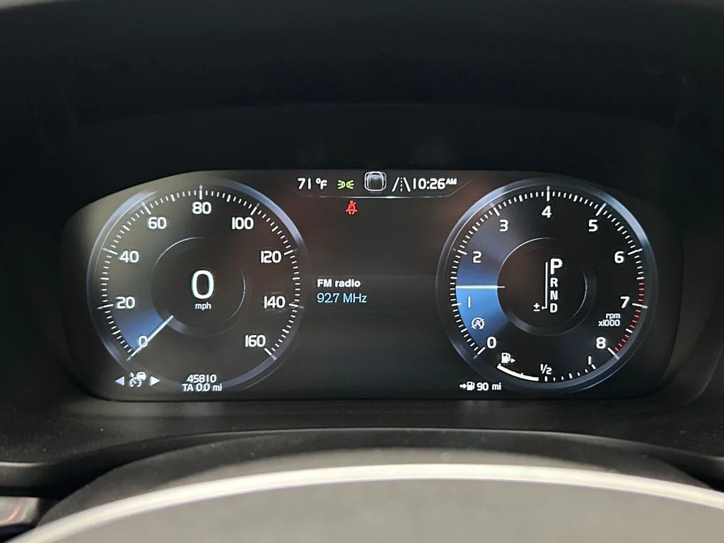 Used 2020 Silver Volvo T5 image 20