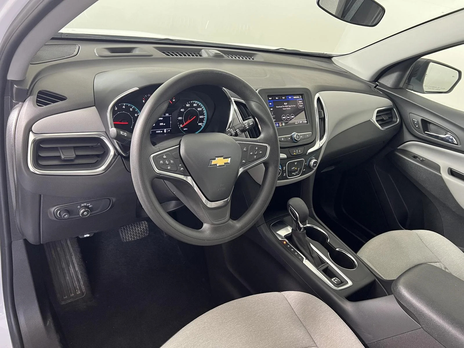 Used 2024 Summit White Chevrolet LS image 3