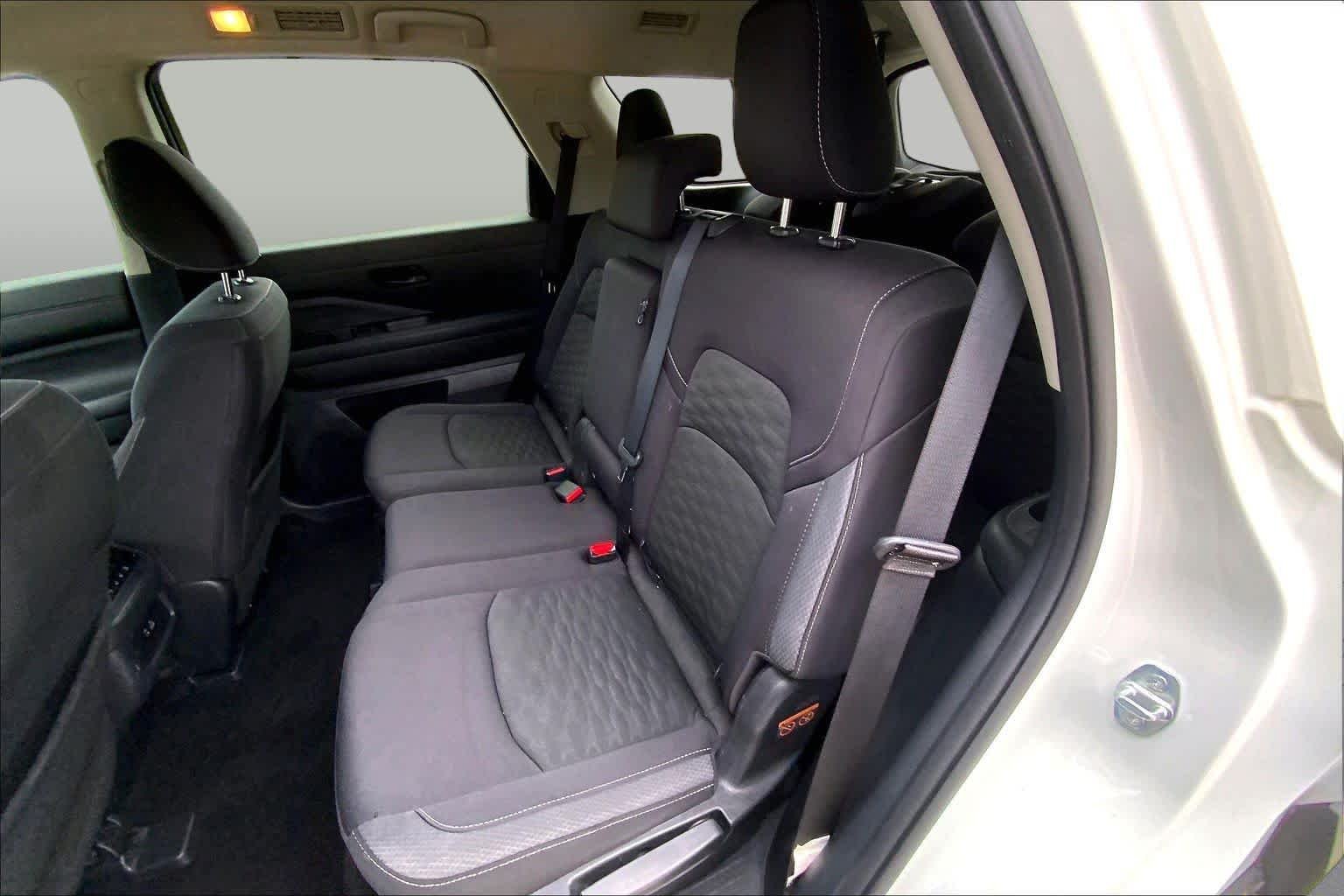 Used 2024 Pearl White Tricoat Nissan SV image 20