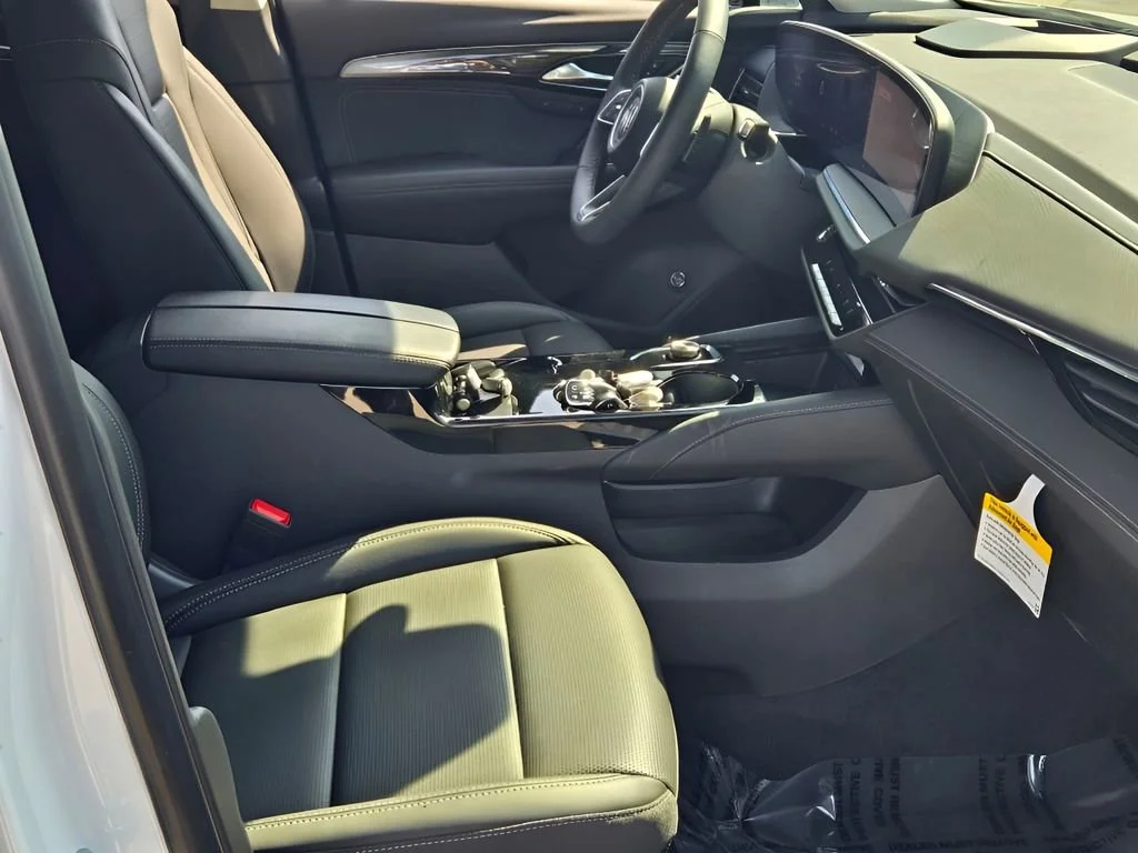 2025 Buick Envision Preferred - Photo 9