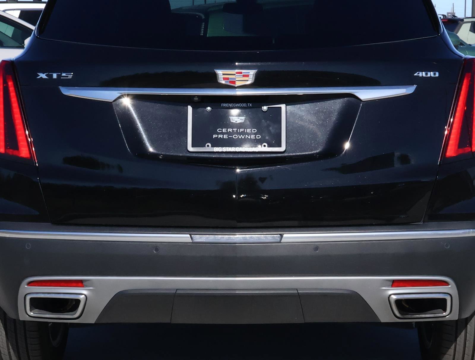 Used 2025 Stellar Black Metallic Cadillac Premium Luxury image 9