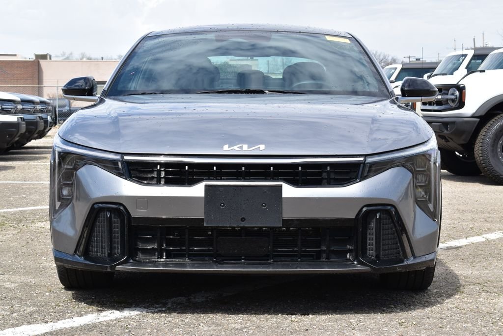 Used 2025 Kia K4 GT-Line with VIN 3KPFW4DE2SE182171 for sale in Kansas City