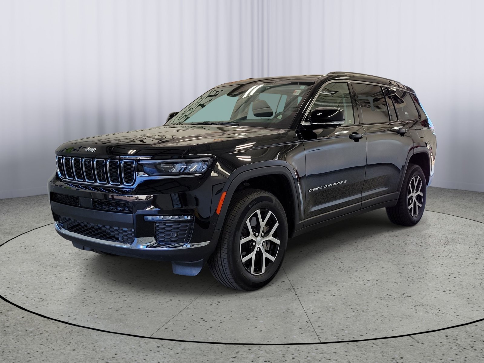 Used 2023 Black Jeep Limited image 4