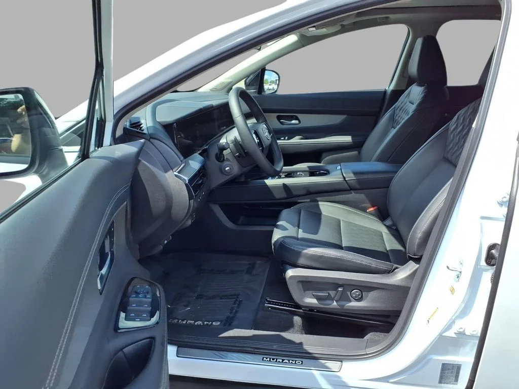 Used 2026 White Nissan Platinum image 20