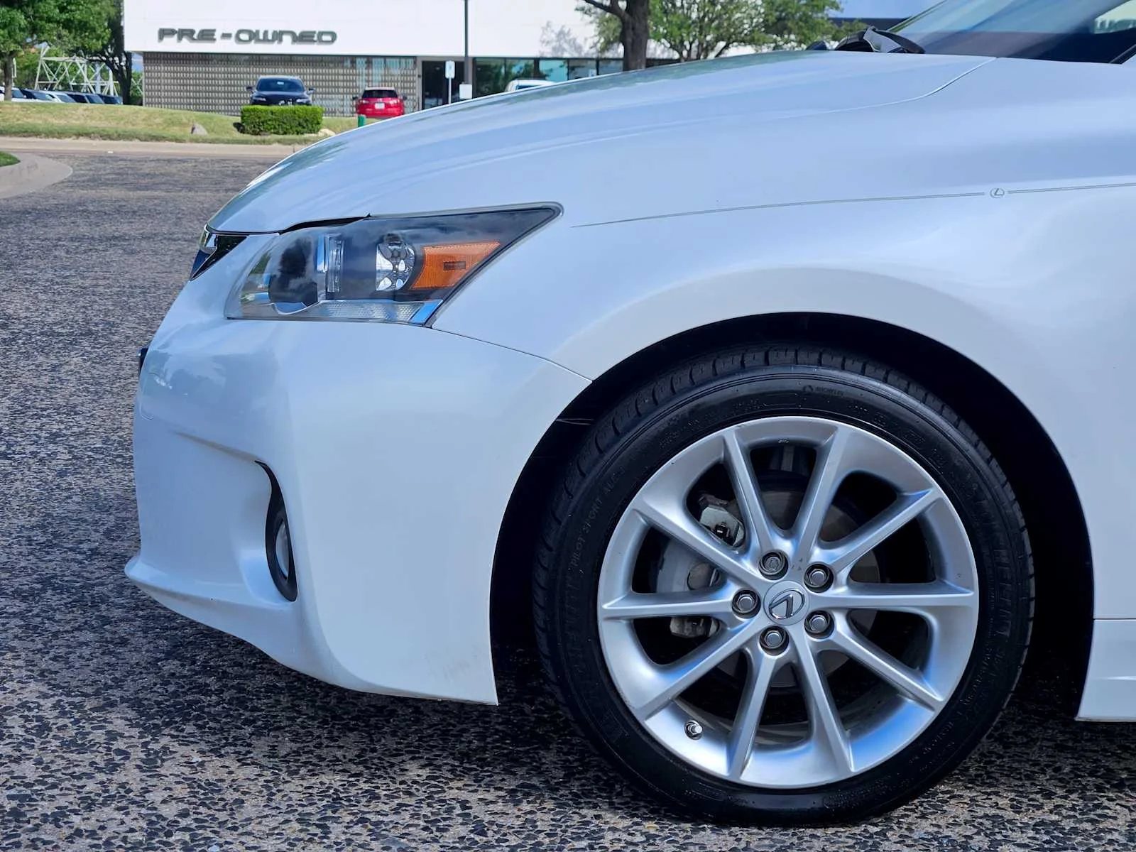 Used 2012 Starfire Pearl Lexus Premium image 5