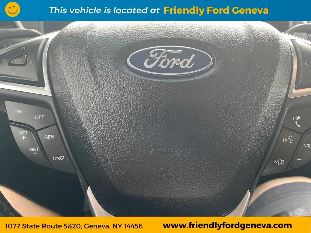Used 2023 Red Ford SEL image 18