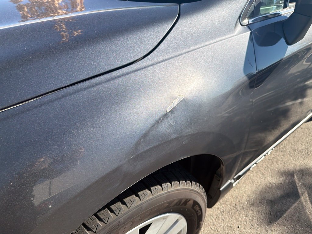 Used 2018 Gray Subaru 2.5i Premium image 2