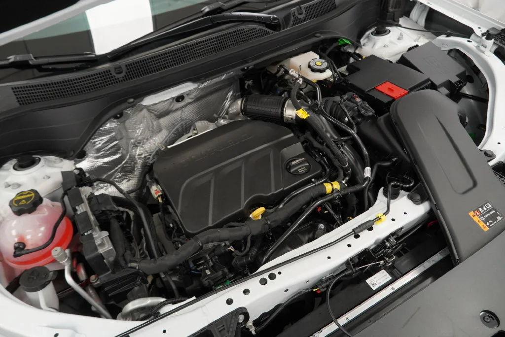 New 2026 Summit White Chevrolet LT image 40