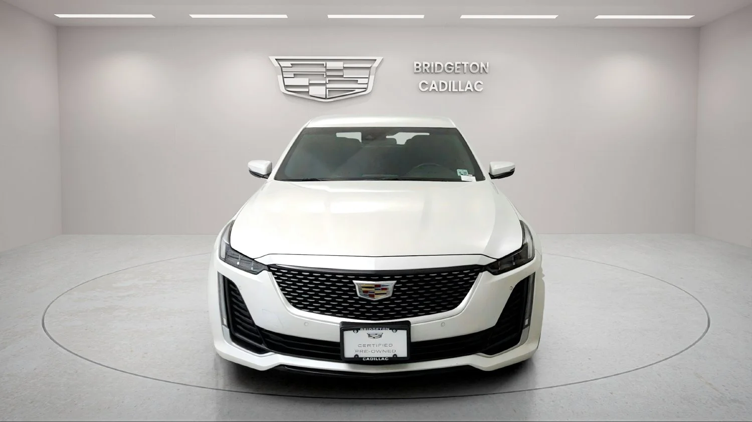 Used 2022 White Cadillac Premium Luxury image 2