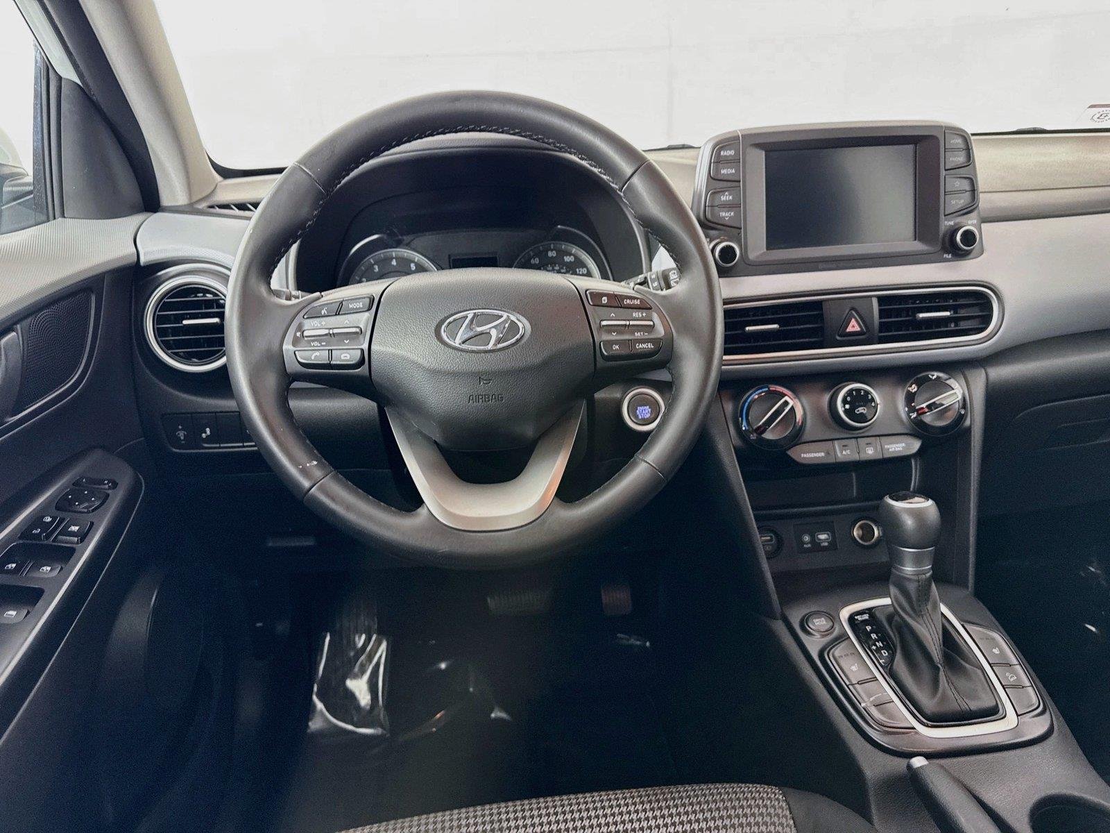 Used 2019 Chalk White Hyundai SEL image 29