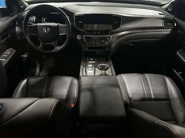 Certified Used 2025 Crystal Black Pearl Honda AWD TRAILSPORT image 19