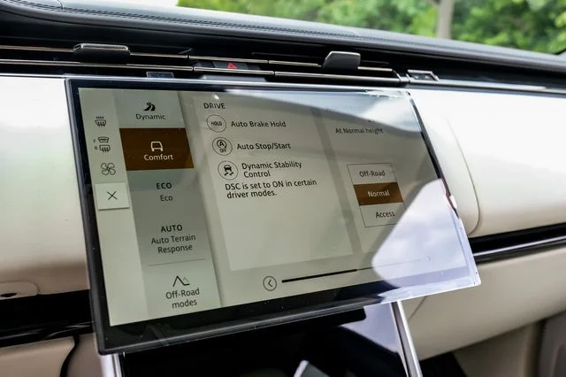 New 2026 Gray Land Rover SE image 39