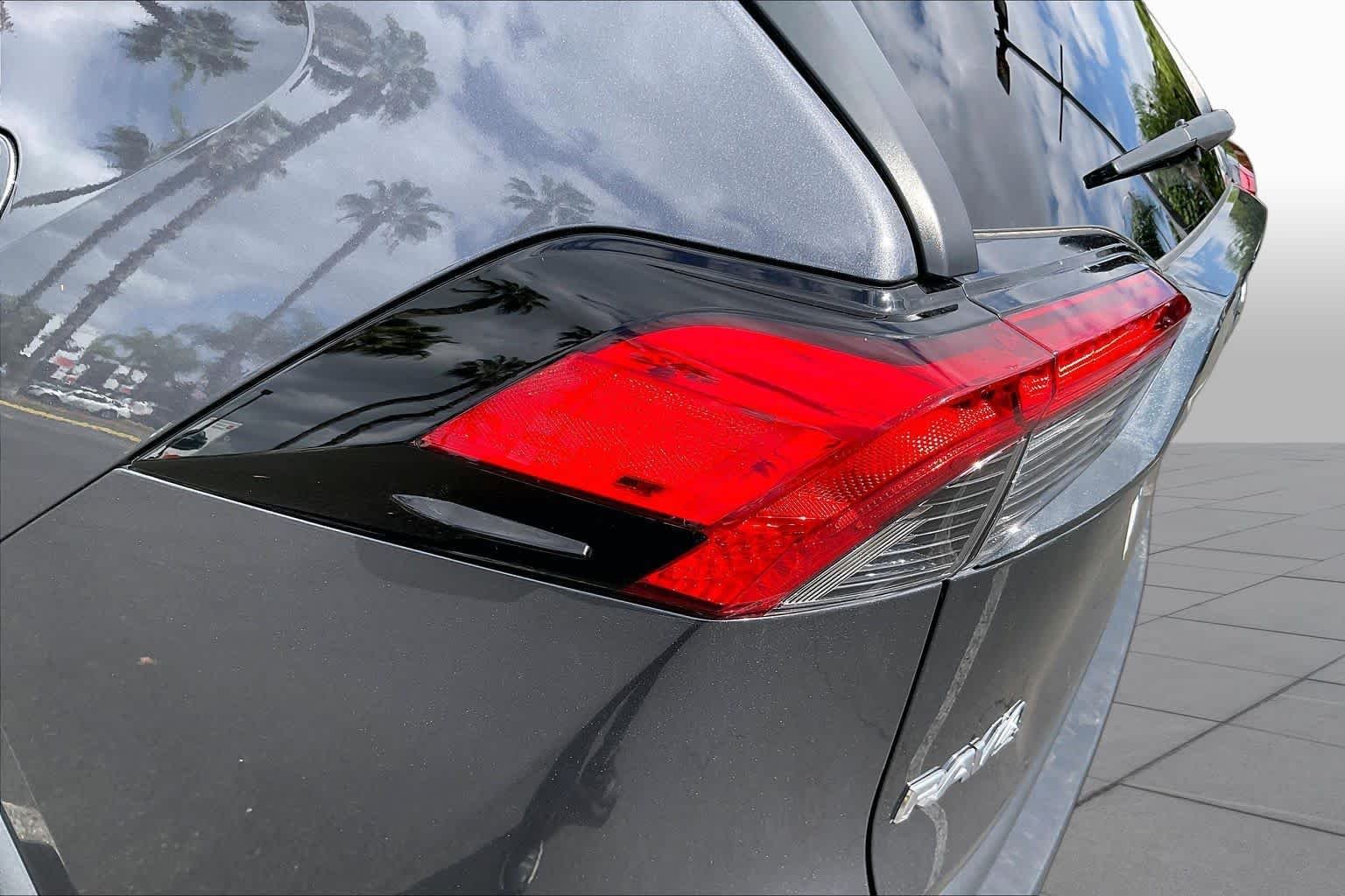 Used 2024 Magnetic Gray Metallic Toyota XLE Premium image 28