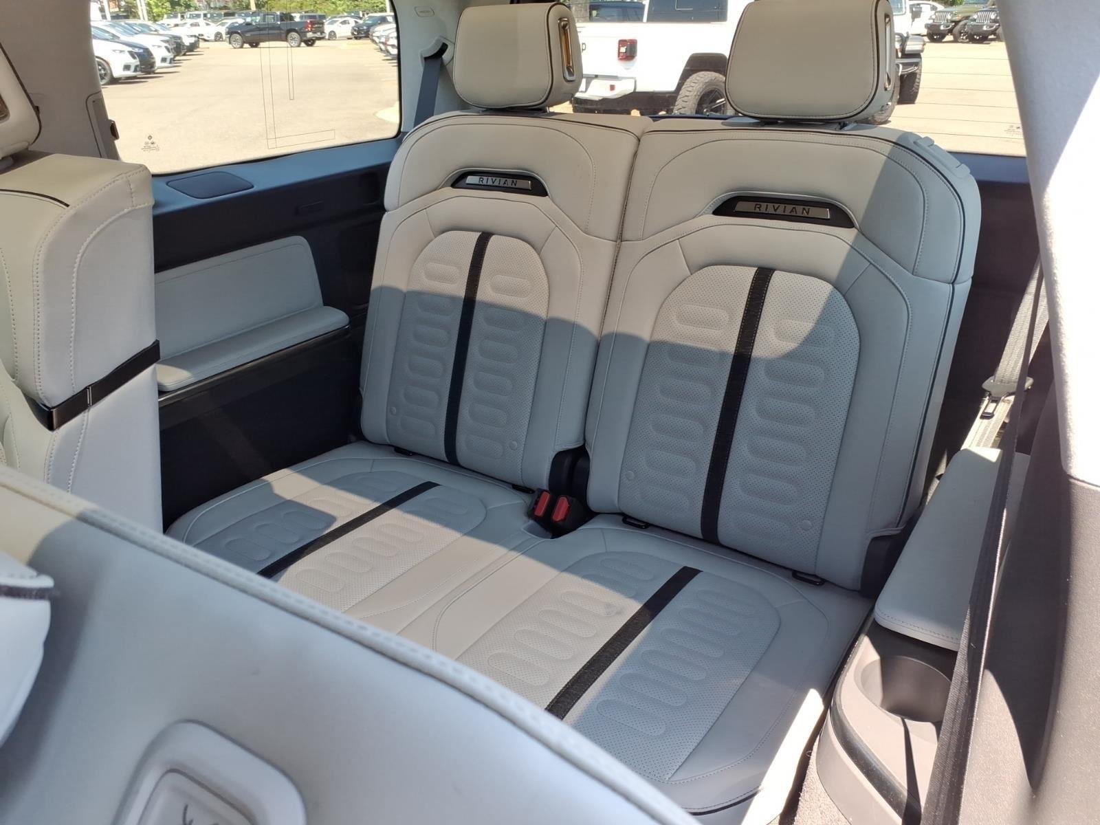 Used 2024  Rivian Adventure image 17
