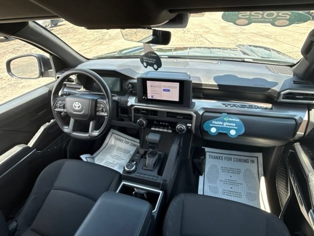 2025 Toyota Tacoma SR5 - Photo 35