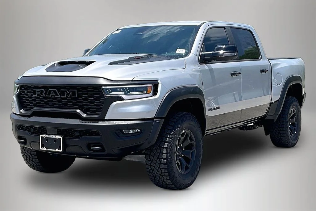 New 2026 Silver Zynith Exterior Paint RAM RHO image 2