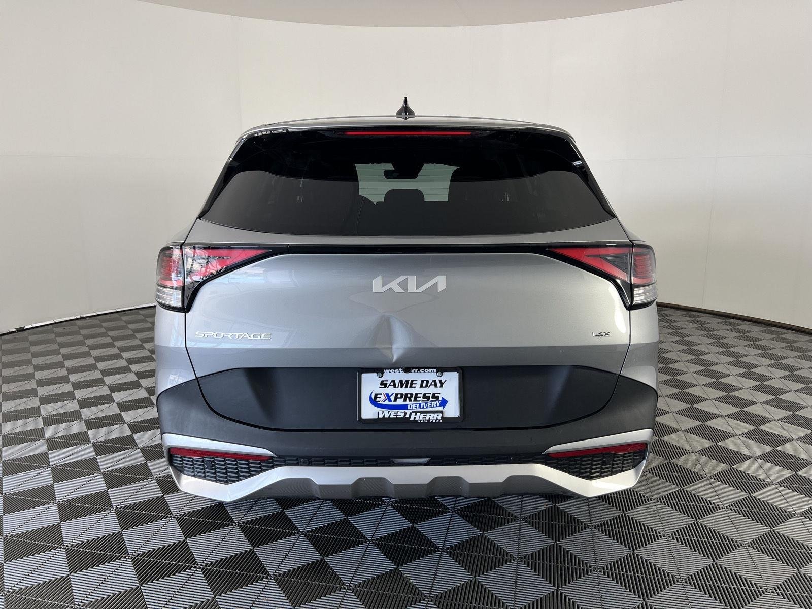 Used 2023 Steel Gray Kia LX image 4