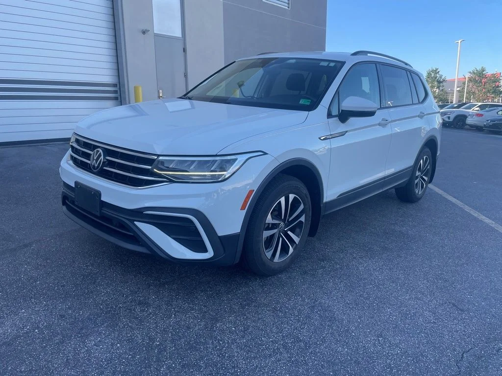 2023 Volkswagen Tiguan 2.0T S's photo