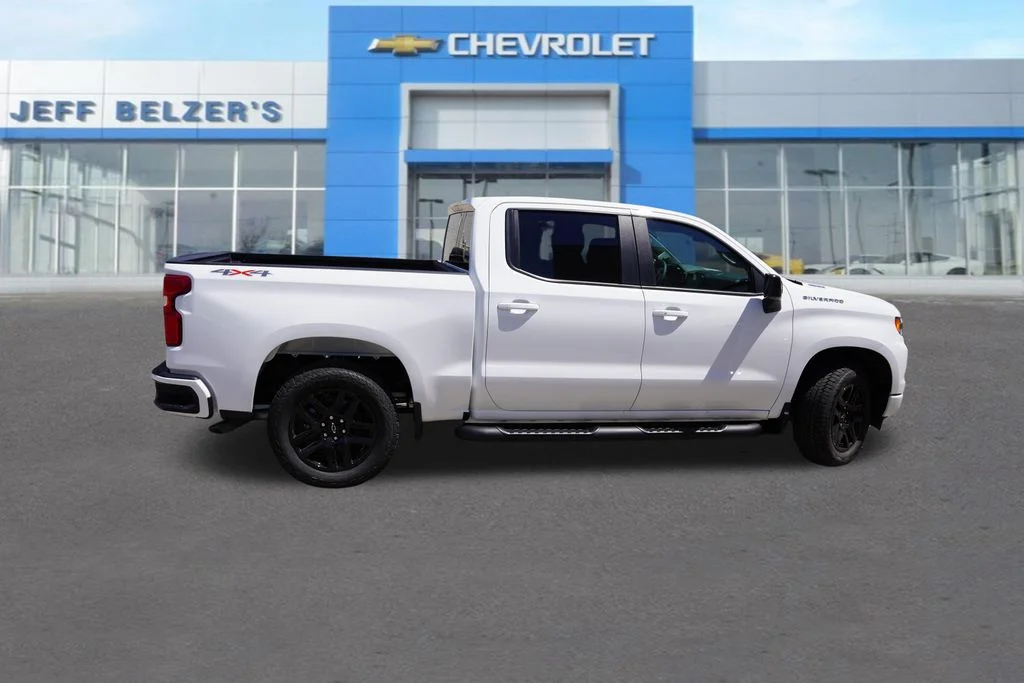 New 2026 Summit White Chevrolet RST image 2