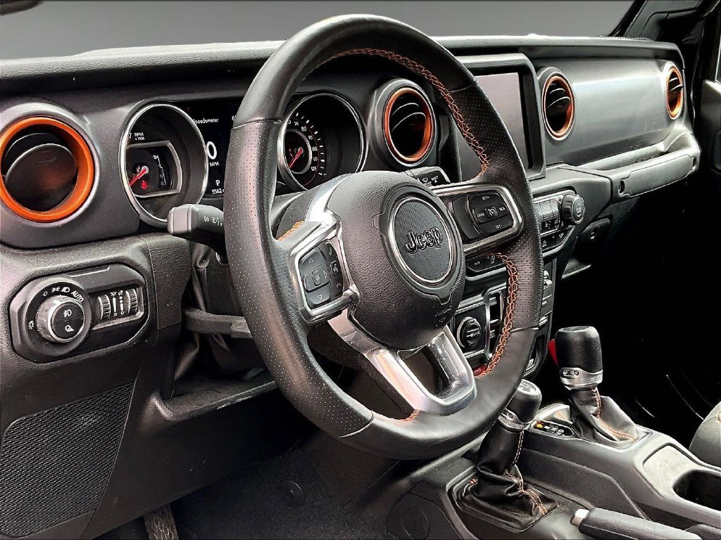 Used 2022 Black Jeep Mojave image 13