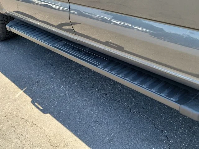 New 2026 Carbonized Gray Metallic Ford XLT image 11