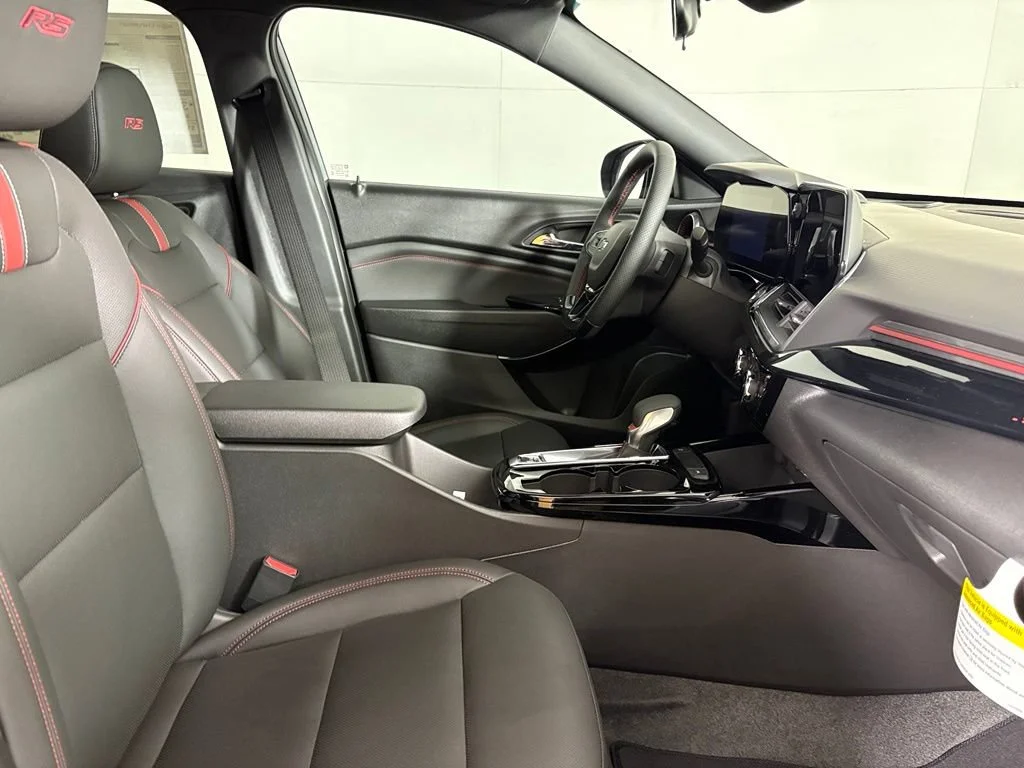 2026 Chevrolet Trax RS - Photo 17