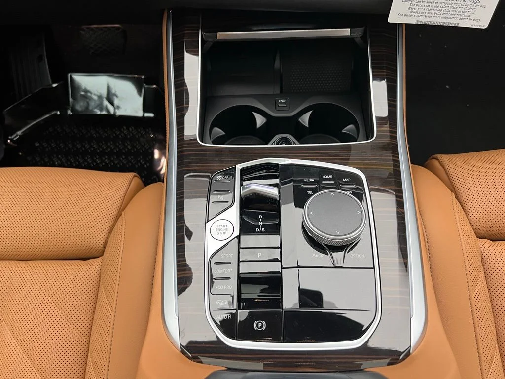 New 2026 Alpine White BMW xDrive40i image 12