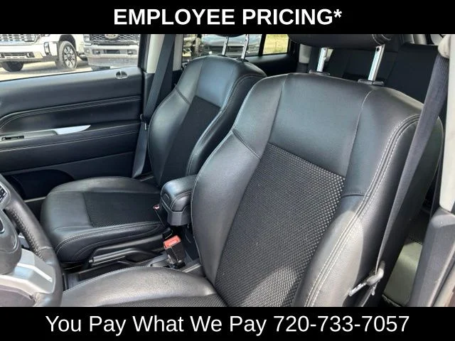 Used 2015 Gray Jeep Latitude image 12