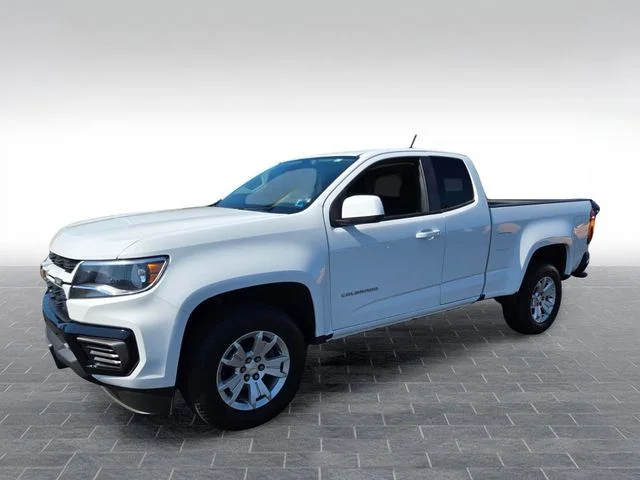 Used 2022 White Chevrolet LT image 3