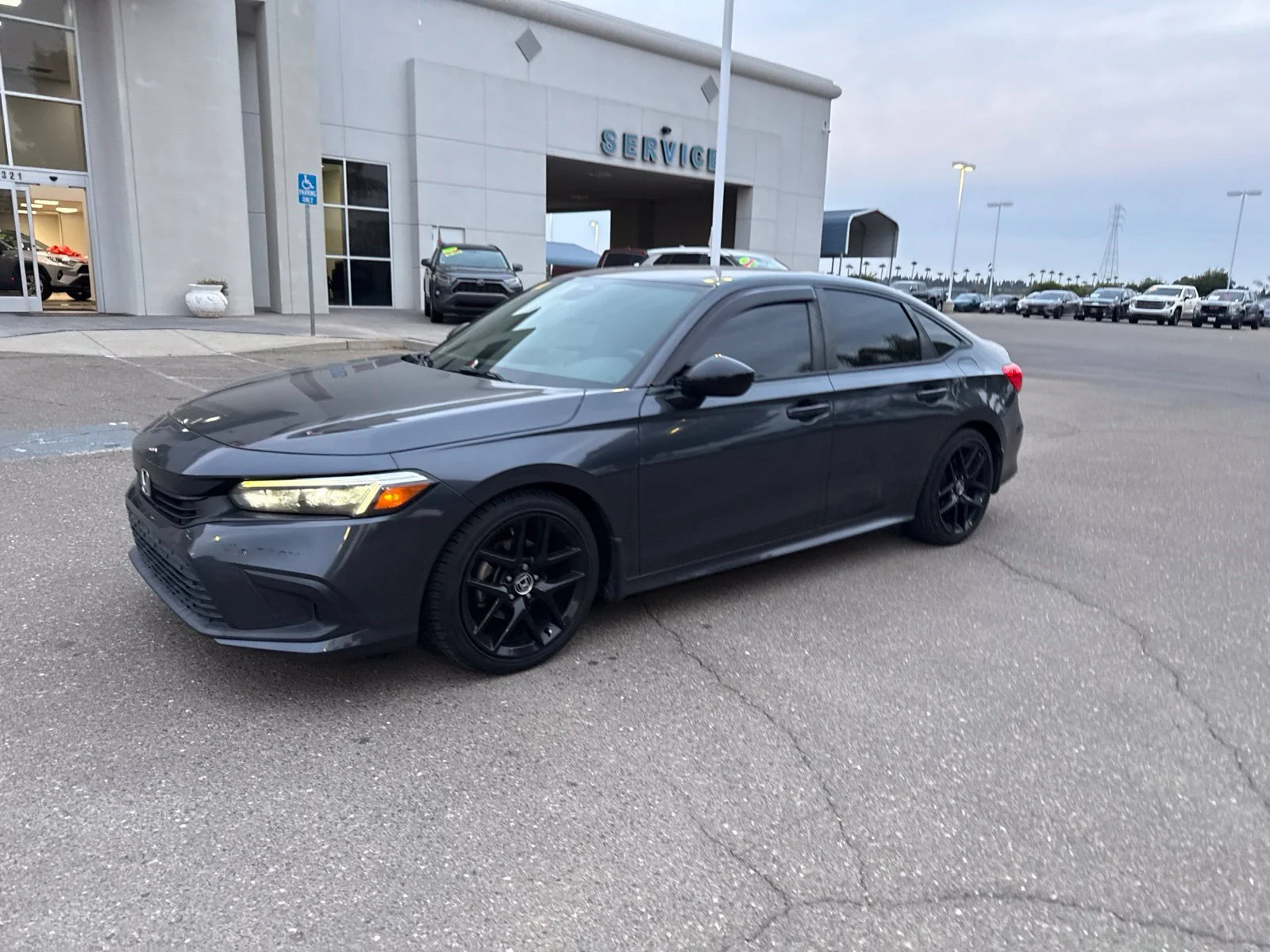 Used 2022  Honda Sport image 9