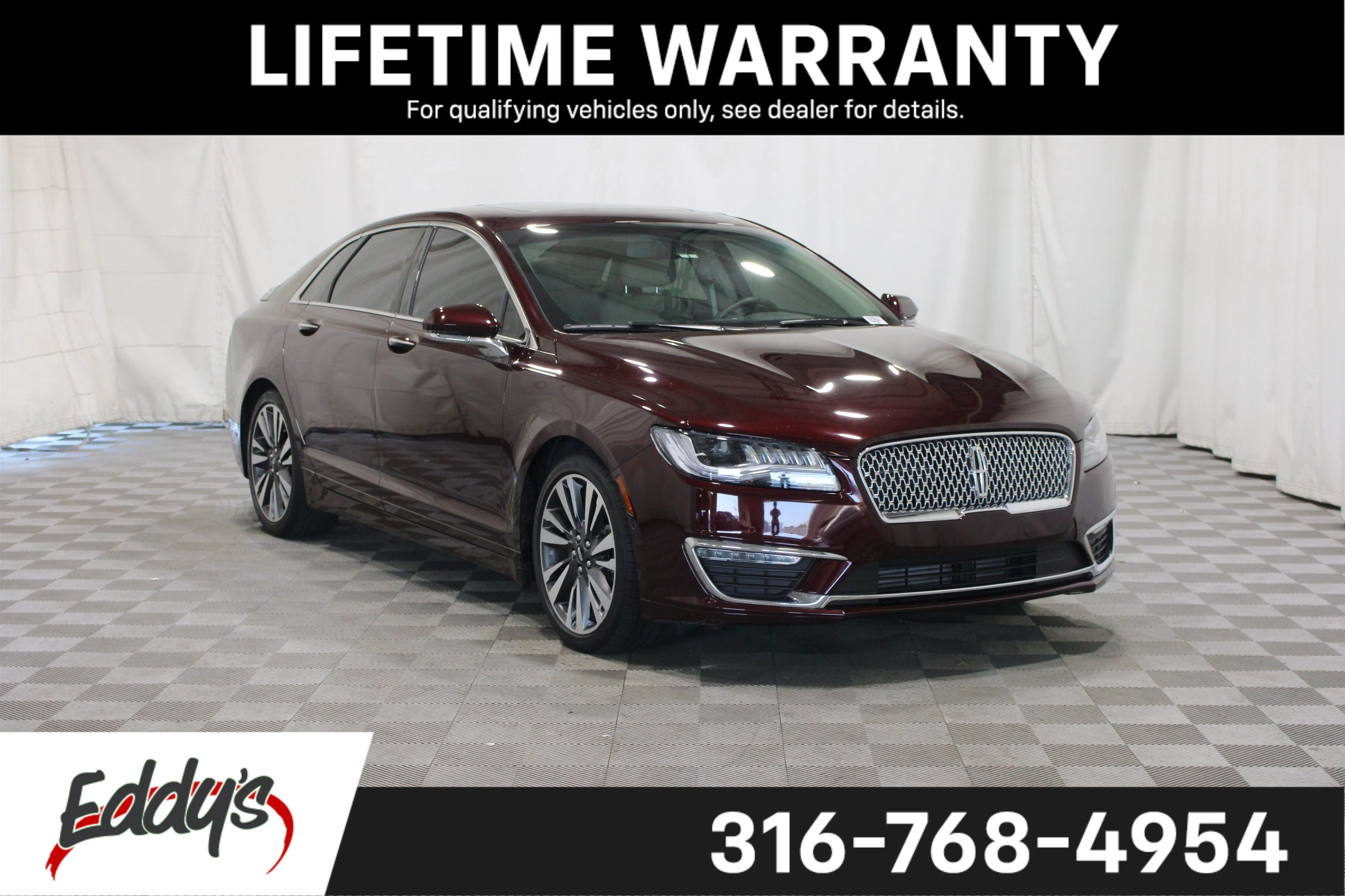 Used 2018 Burgundy Velvet Metallic Tinted Clearcoat Lincoln Select image 1