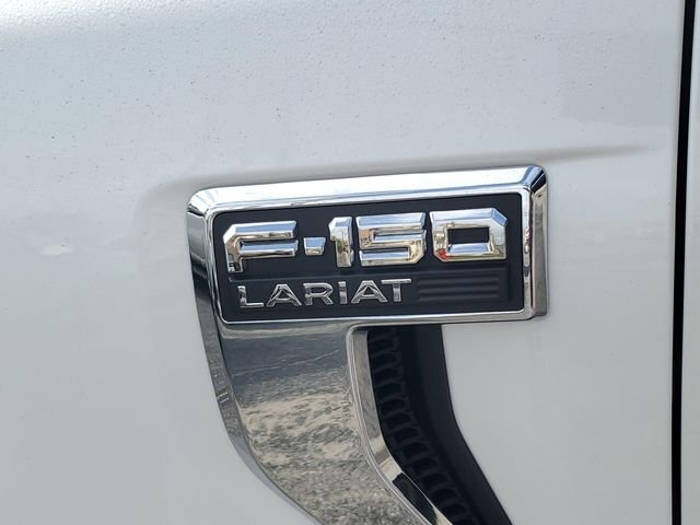 Used 2021 White Ford Lariat image 28