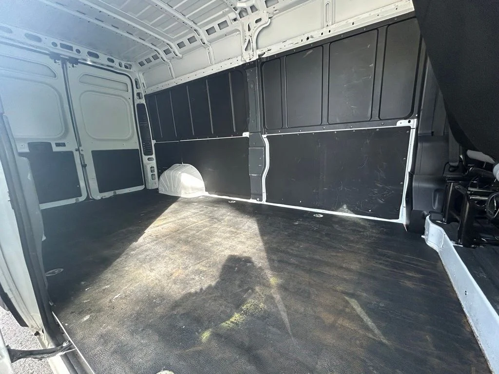 Used 2025 White Ram High Roof image 27