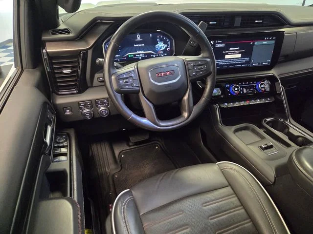 Used 2024 White GMC AT4X image 13
