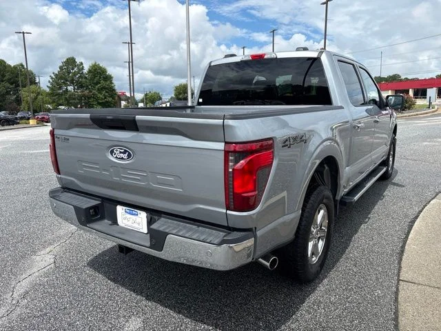 Certified Used 2025 Iconic Silver Metallic Ford XLT image 8