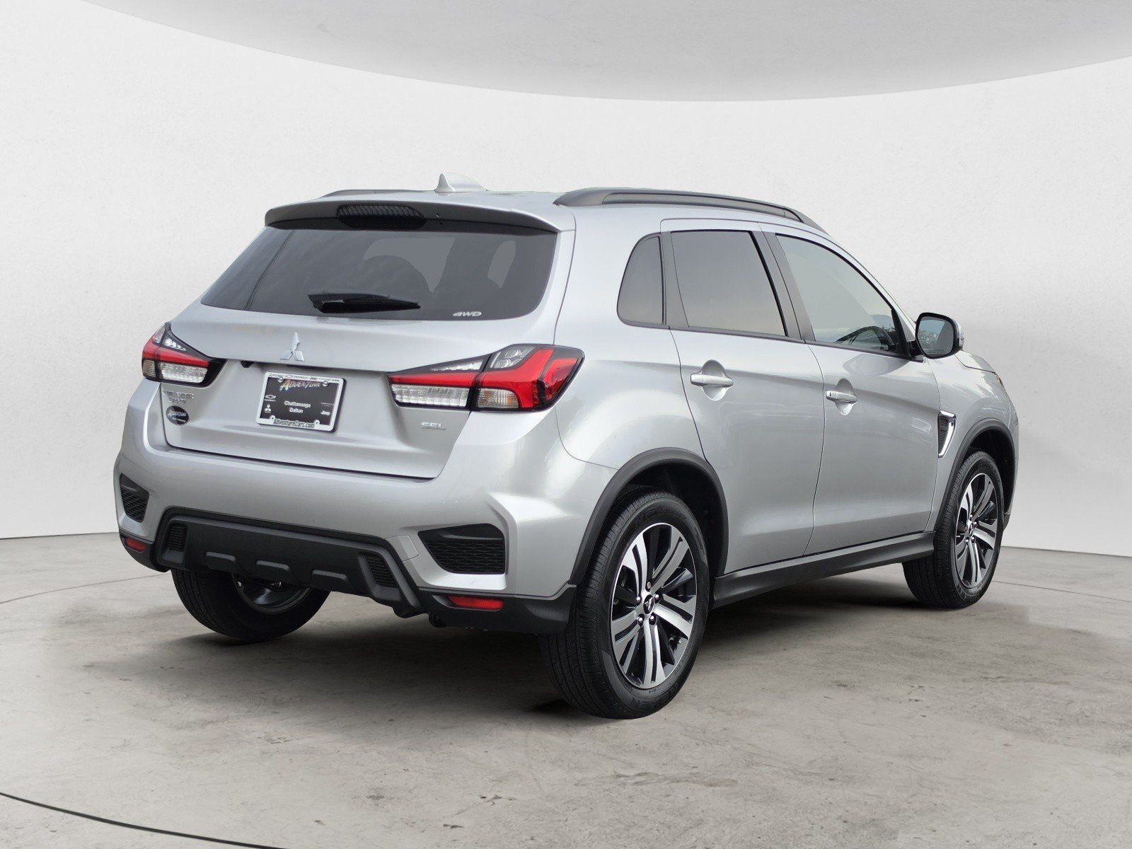 New 2026 Alloy Silver Metallic Mitsubishi 2.4 SEL image 3