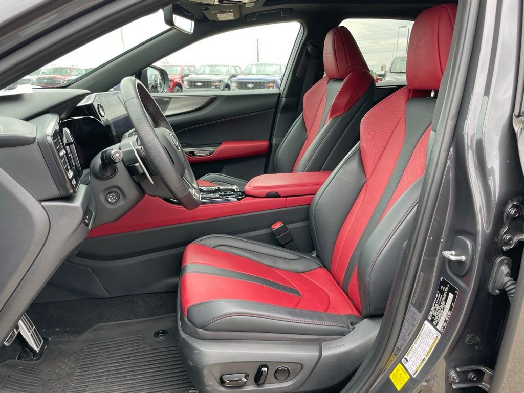 Used 2022 Gray Lexus 350 F SPORT Handling image 7
