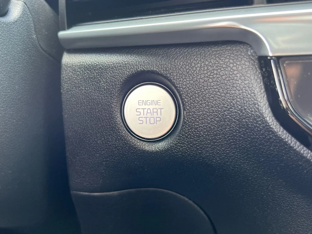2025 Kia Sorento SX - Photo 29