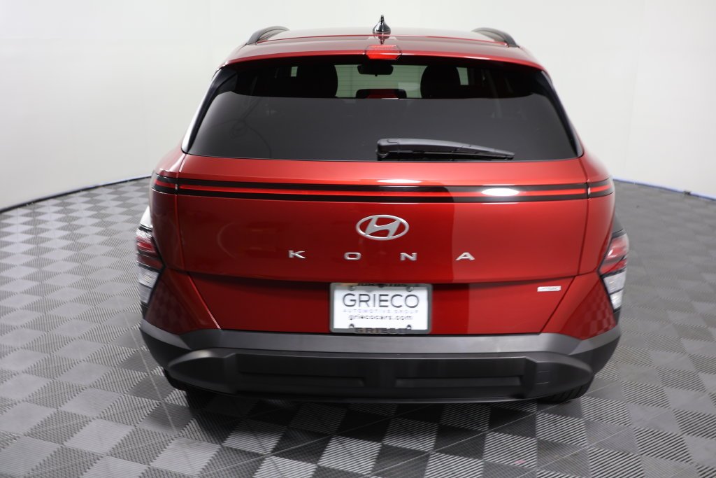 Used 2024 Red Hyundai SEL image 7