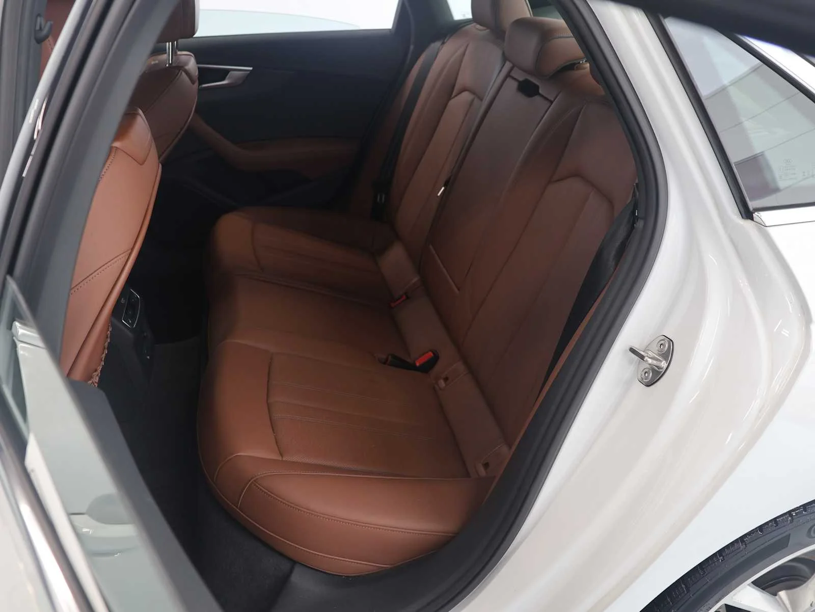 Used 2023 District Green Metallic Audi S line Prestige image 24