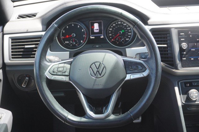 Used 2021 Deep Black Pearl Volkswagen 3.6L V6 SE w/Technology R-Line image 22
