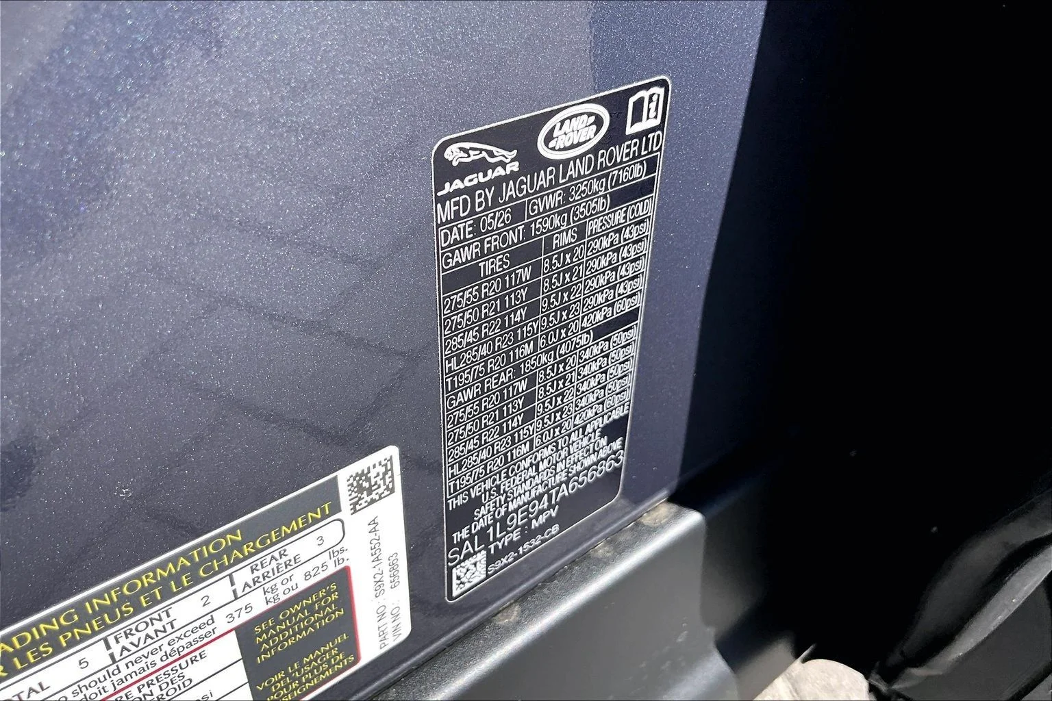 New 2026 Varesine Blue Land Rover Dynamic SE image 13