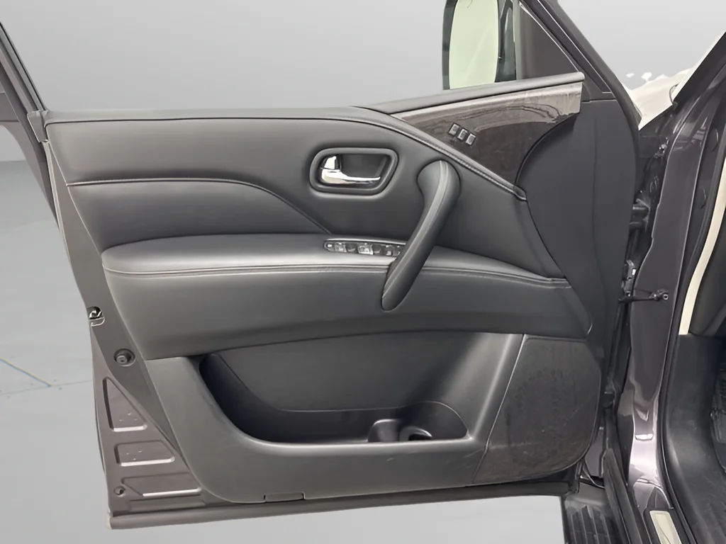 Used 2024 Anthracite Gray INFINITI LUXE image 23