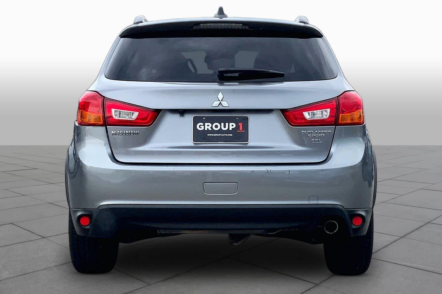 Used 2017 Mercury Gray Metallic Mitsubishi SEL 2.4 image 5